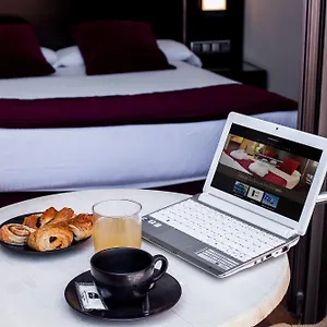 Clement Barajas Hotel Madryt